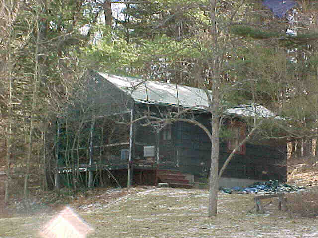 Building photograph for 140 FARNUM ROAD